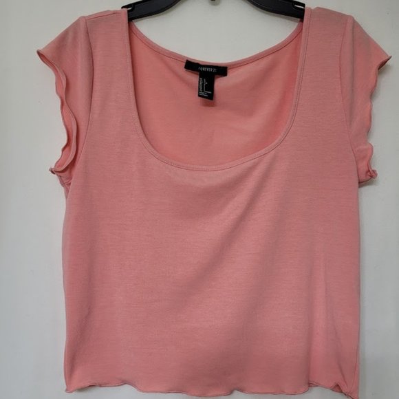 64. FOREVER 21 Women's Lettuce Edge Crop Top Size L - Picture 1 of 4